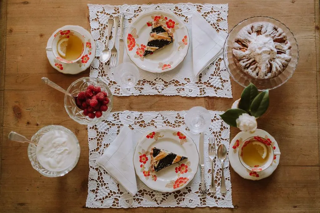 Bed and Breakfast Villino Di Porporano Parma 2*,